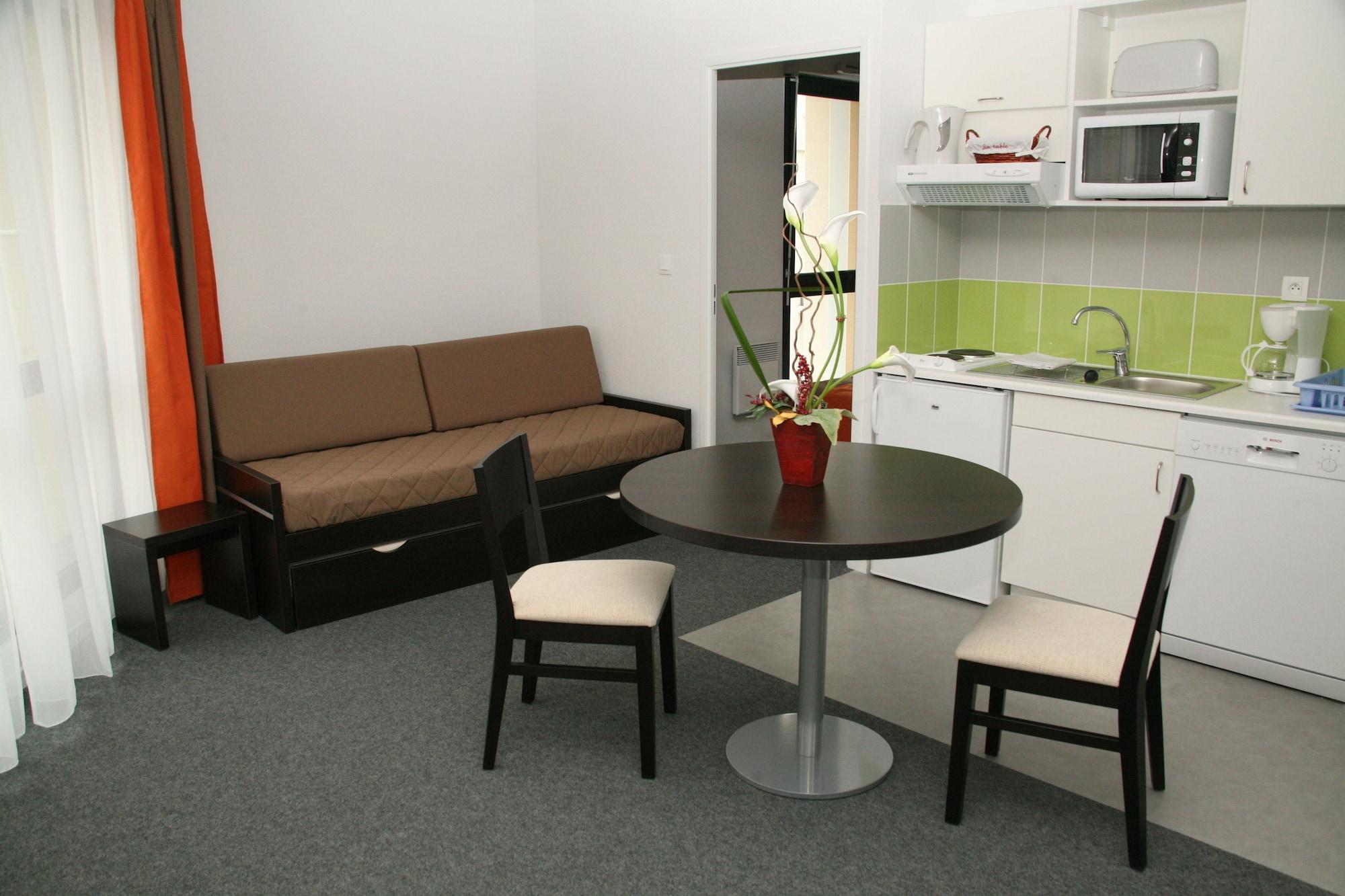 Nemea Appart Hotel Home Suite Nancy Centre Экстерьер фото