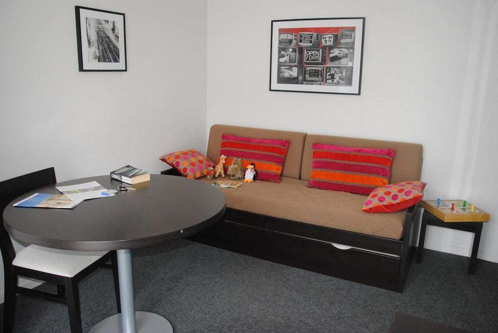 Nemea Appart Hotel Home Suite Nancy Centre Экстерьер фото