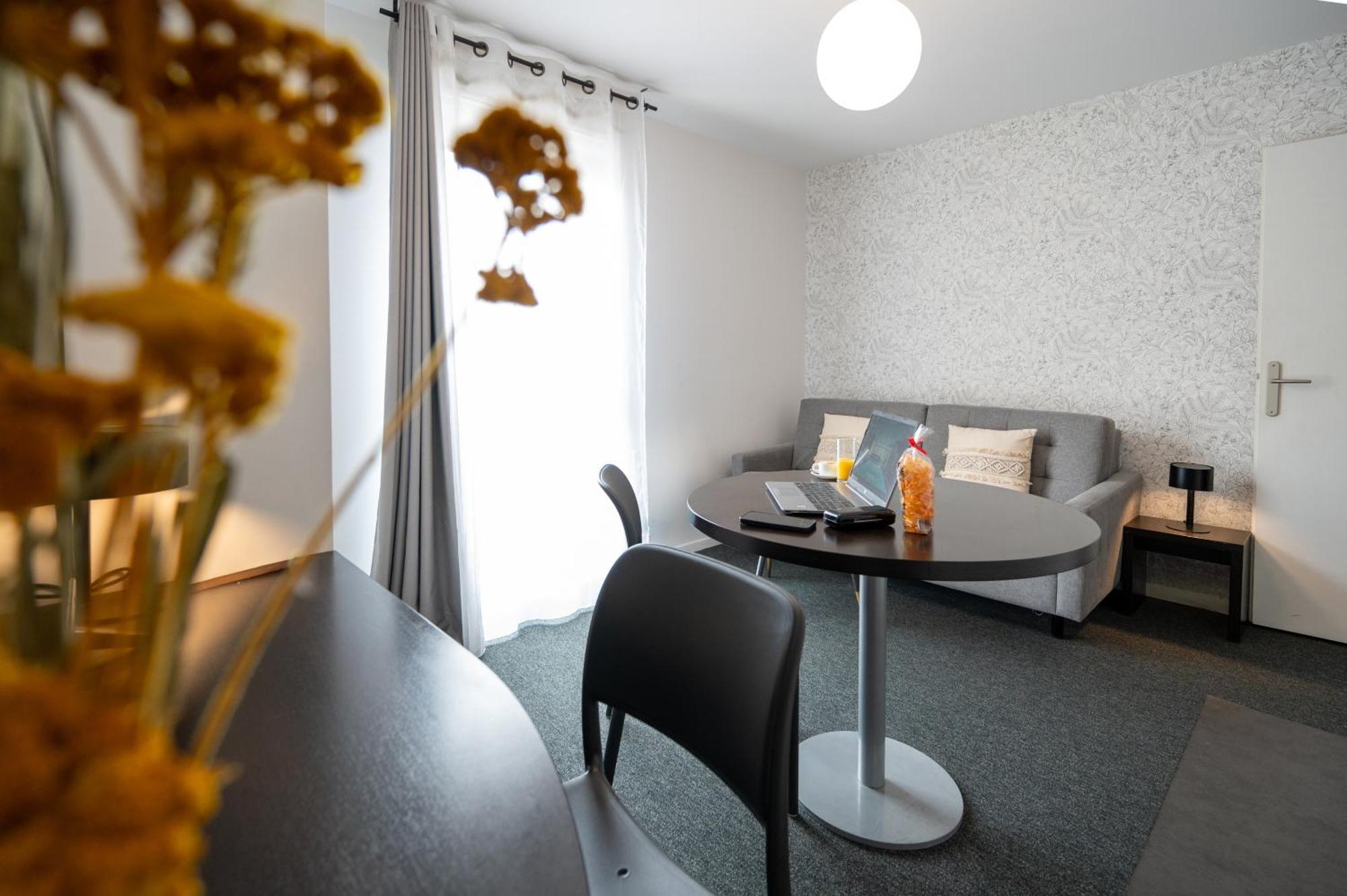 Nemea Appart Hotel Home Suite Nancy Centre Экстерьер фото