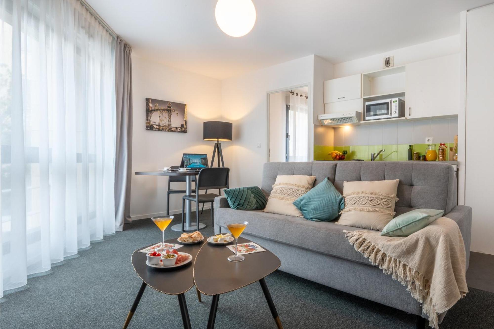 Nemea Appart Hotel Home Suite Nancy Centre Экстерьер фото