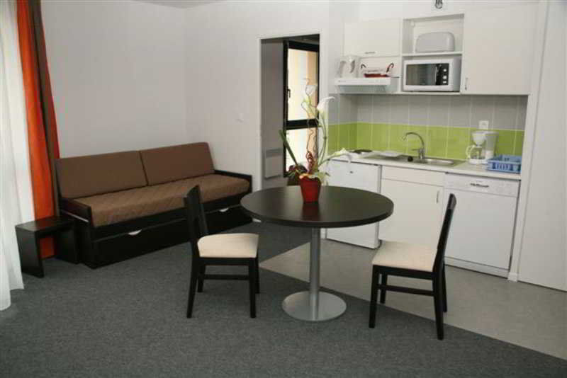 Nemea Appart Hotel Home Suite Nancy Centre Экстерьер фото